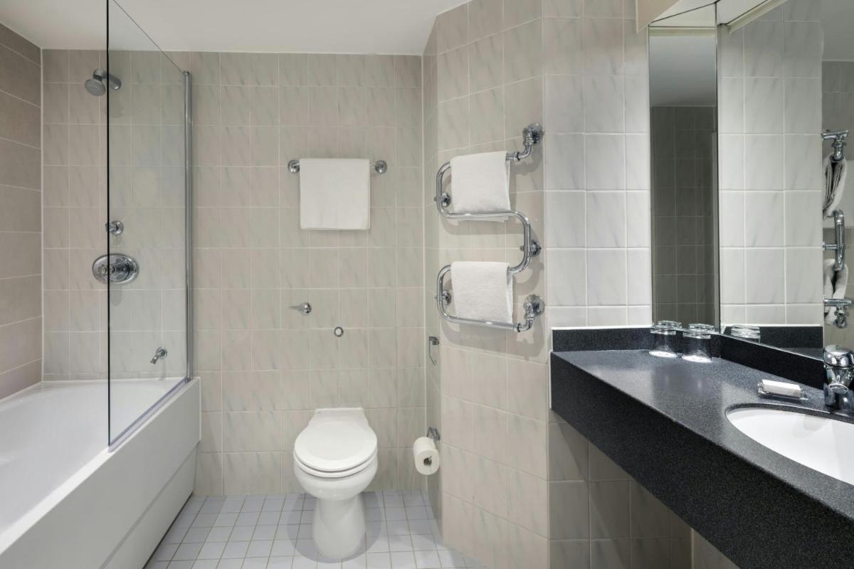 Delta Hotels by Marriott Newcastle Gateshead - Housity