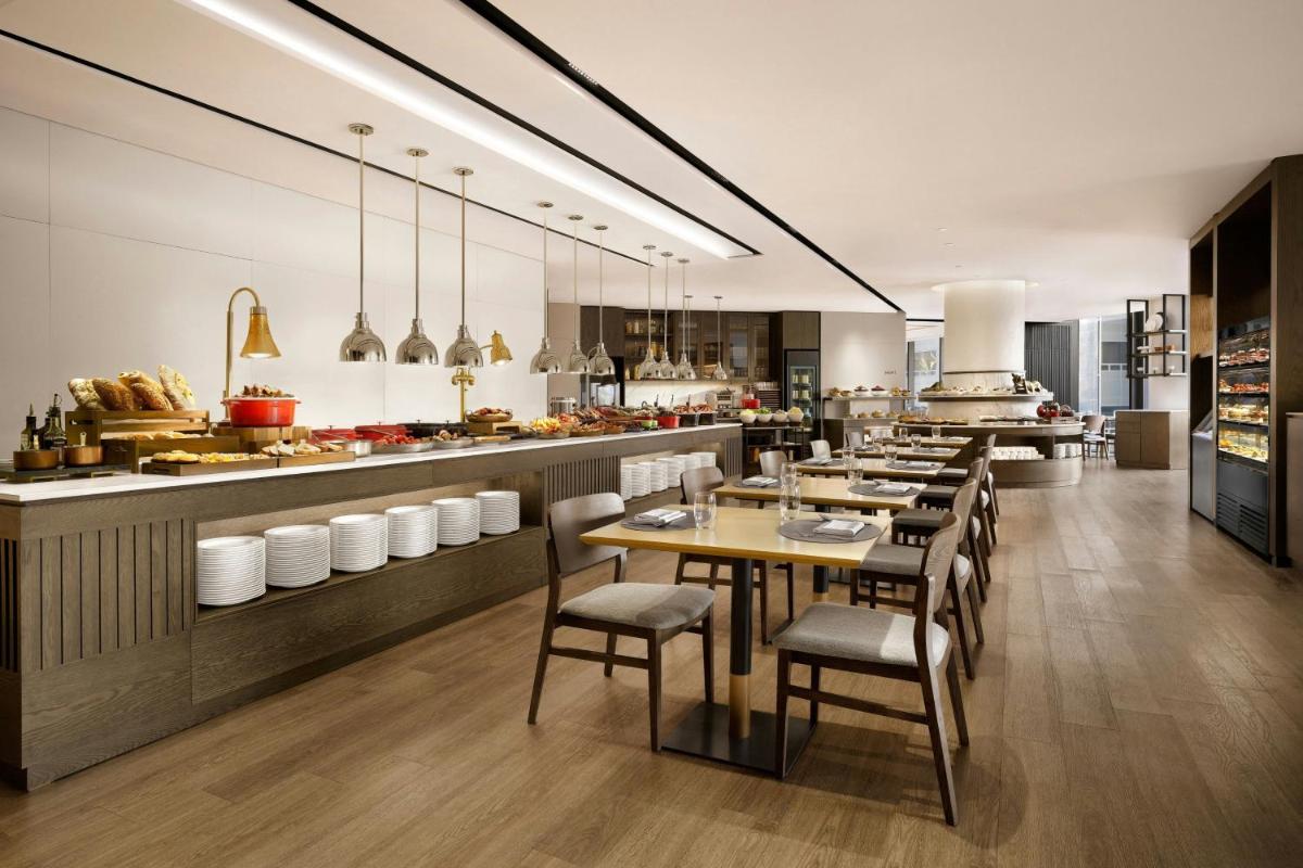 AC Hotel by Marriott Seoul Gangnam - Housity