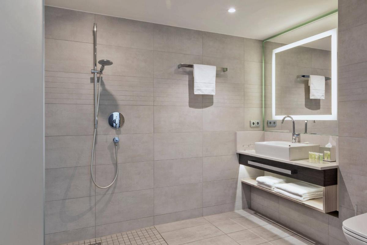 Courtyard by Marriott Oberpfaffenhofen Munich South - Housity