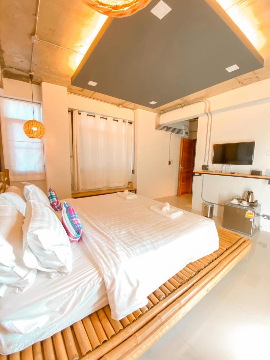 Luck Esan Loft - Hizvo