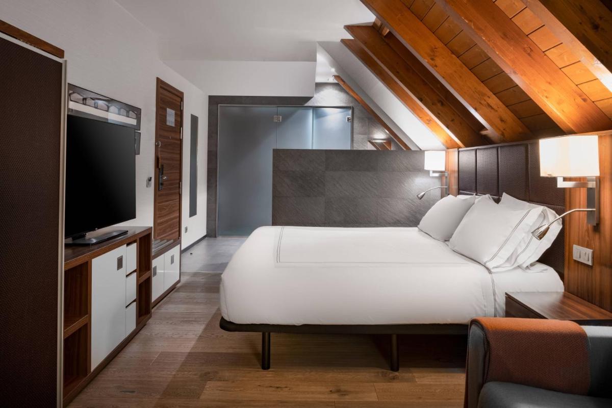 Cama o camas de una habitación en Hotel AC Baqueira Ski Resort, Autograph Collection