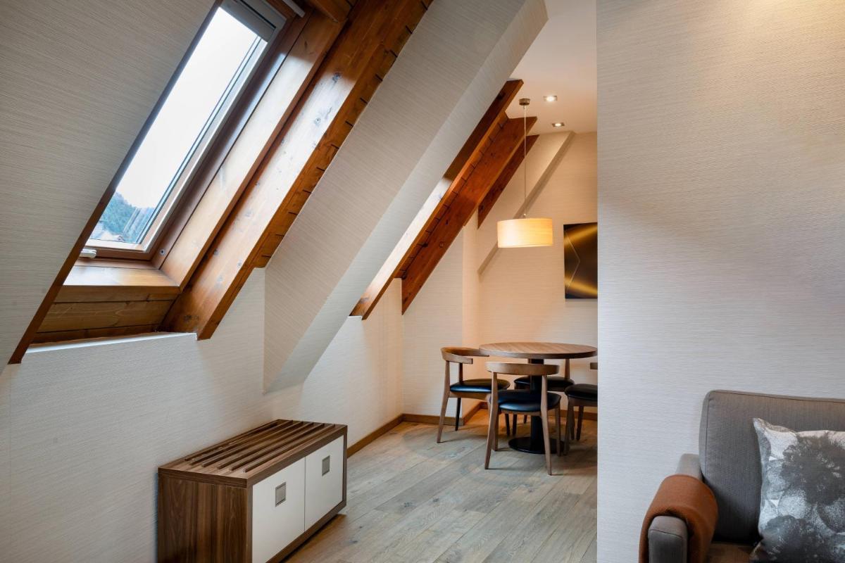Zona de estar de Hotel AC Baqueira Ski Resort, Autograph Collection