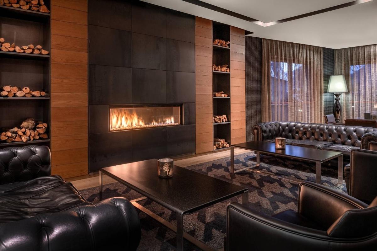 Zona de estar de Hotel AC Baqueira Ski Resort, Autograph Collection