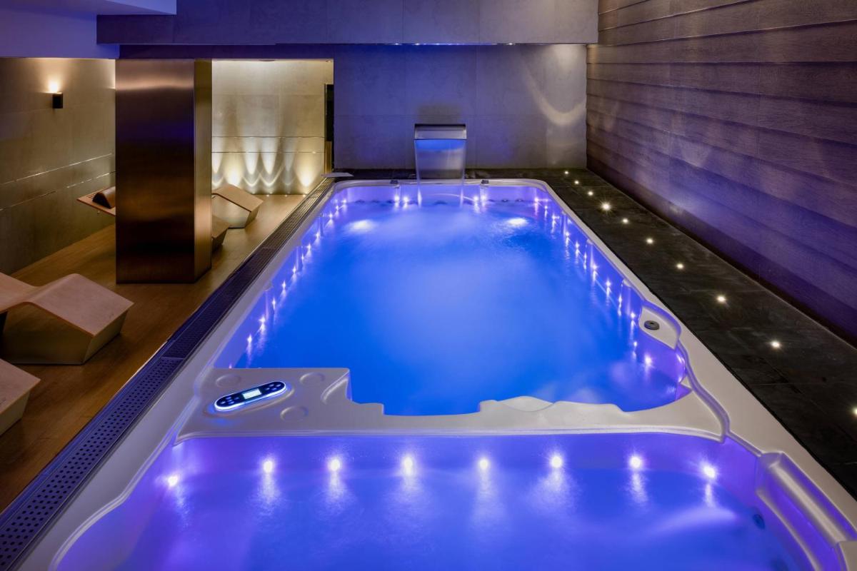 Piscina en o cerca de Hotel AC Baqueira Ski Resort, Autograph Collection