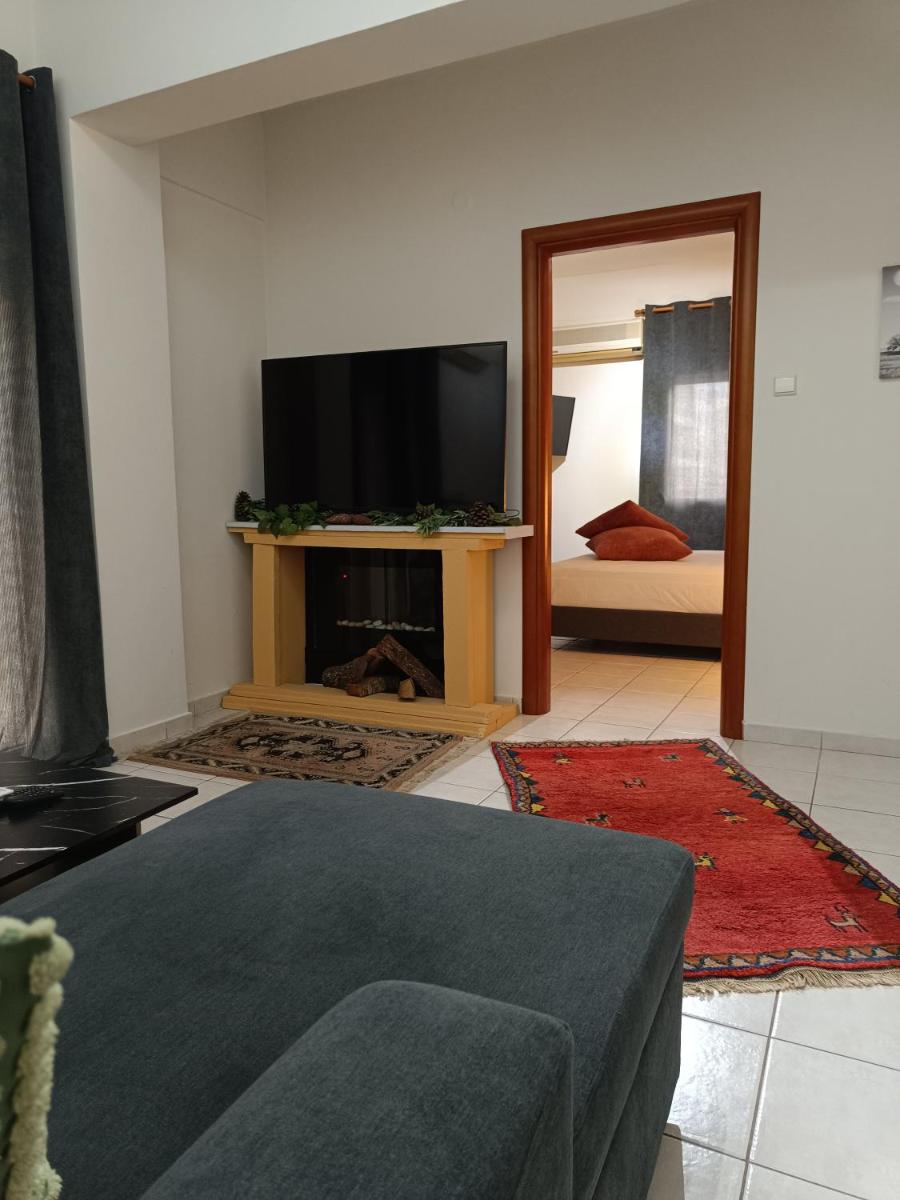 Gk Suites-Constantin view , auto check-in 24h - Housity