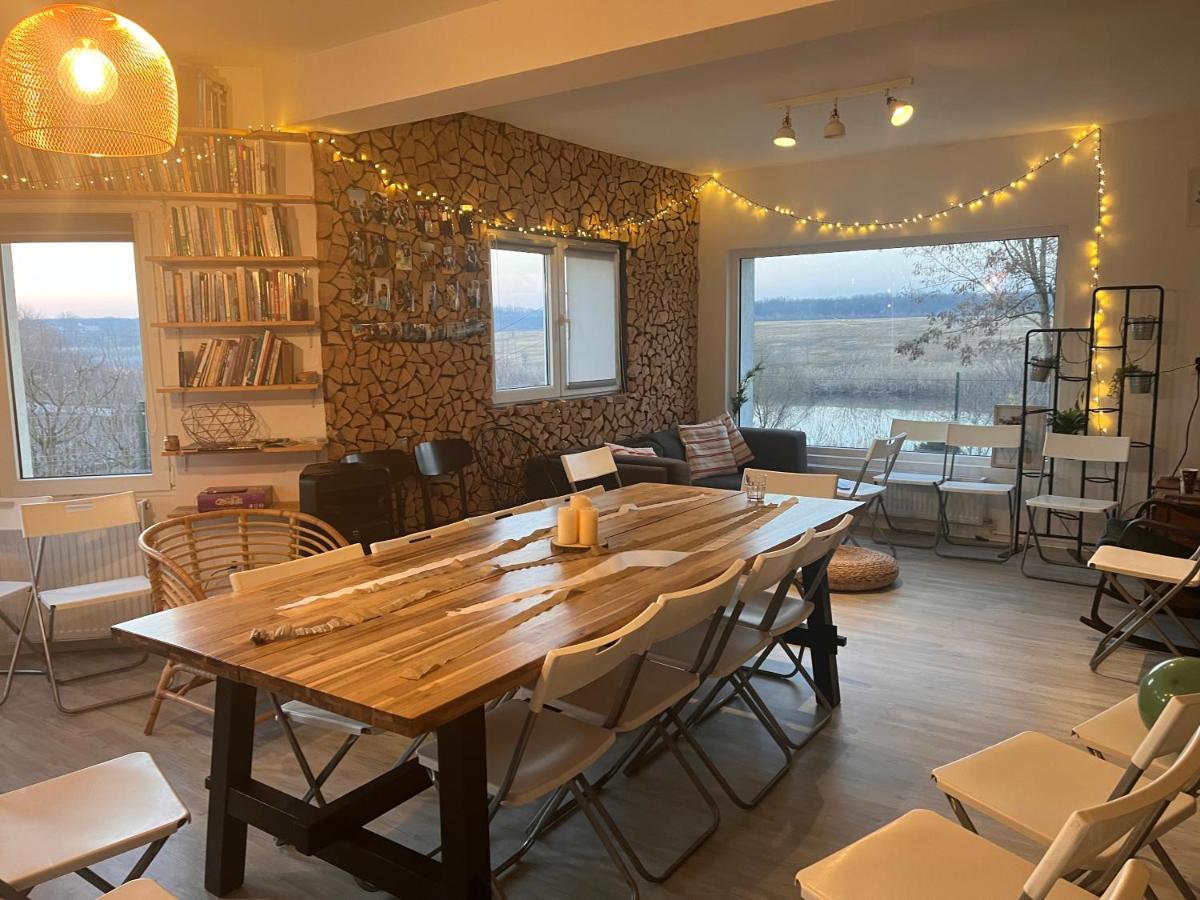 Family home, near therme/airport/ lake, Balotesti - Housity
