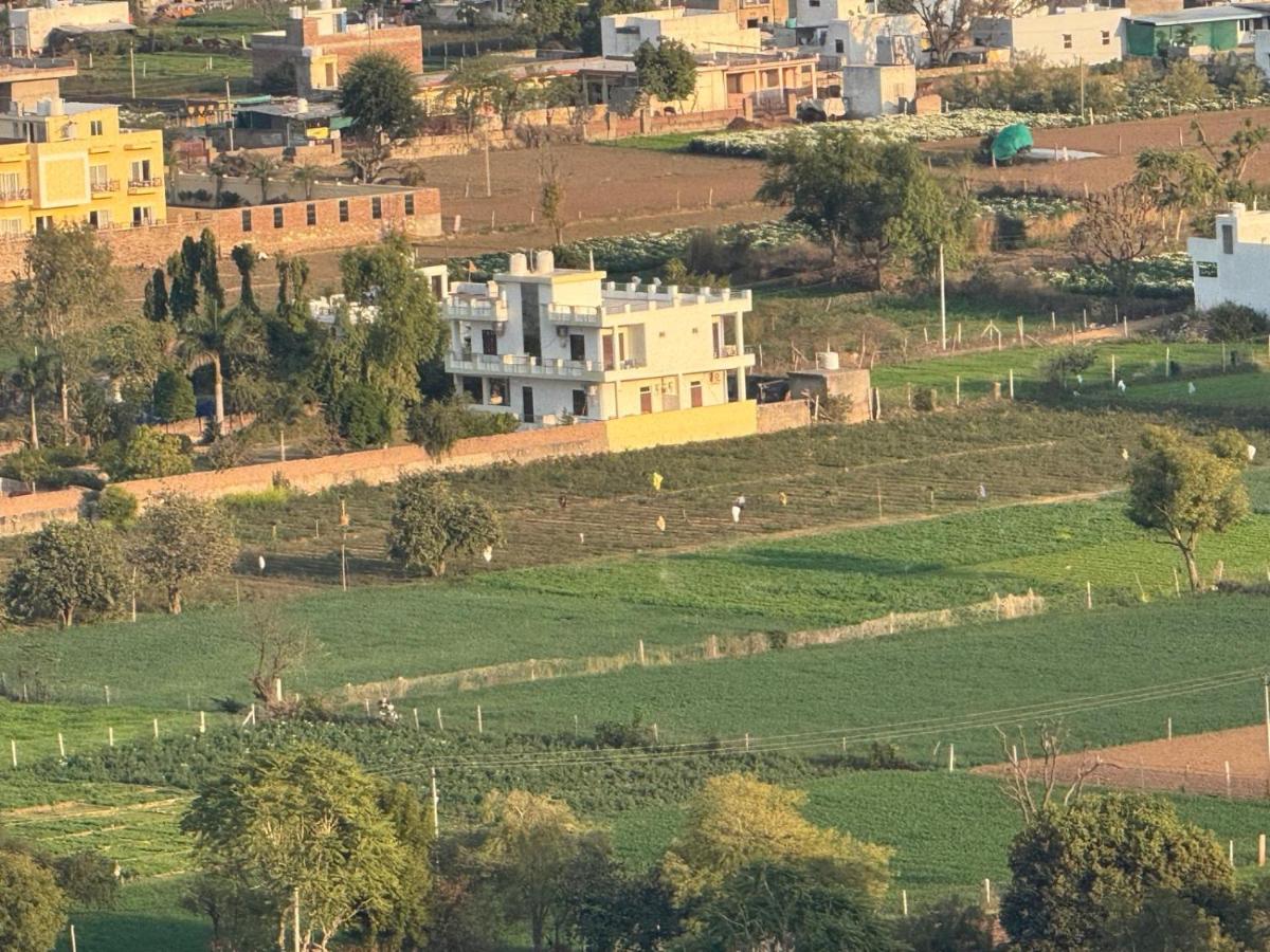Hotel Divine Palace Pushkar - Housity