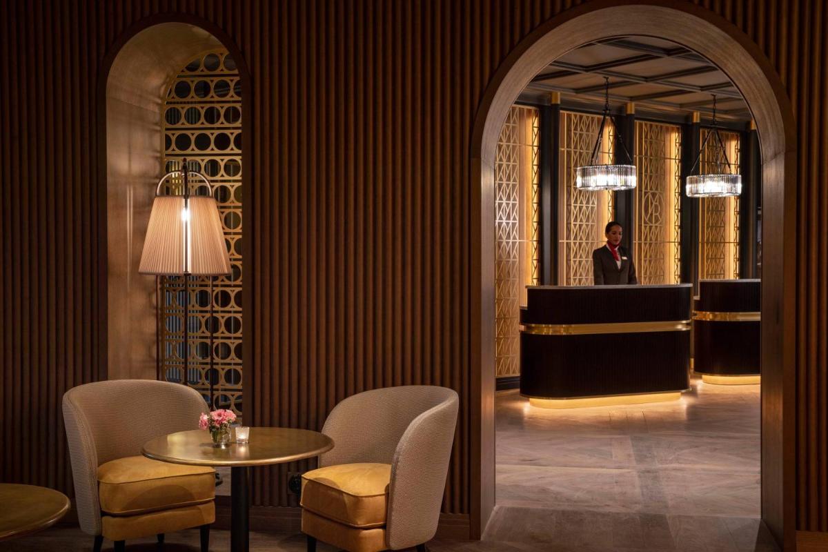 Coin salon dans l'établissement Maison Rouge Strasbourg Hotel & Spa, Autograph Collection