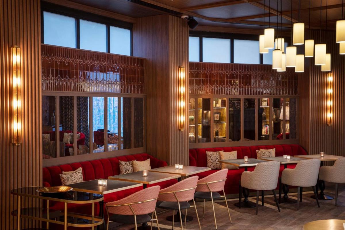 Restaurant ou autre lieu de restauration dans l'établissement Maison Rouge Strasbourg Hotel & Spa, Autograph Collection