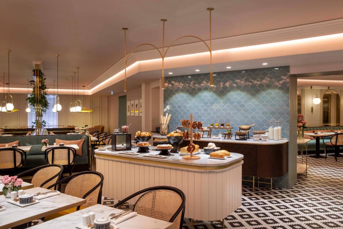 Nourriture dans l'hôtel ou à proximité