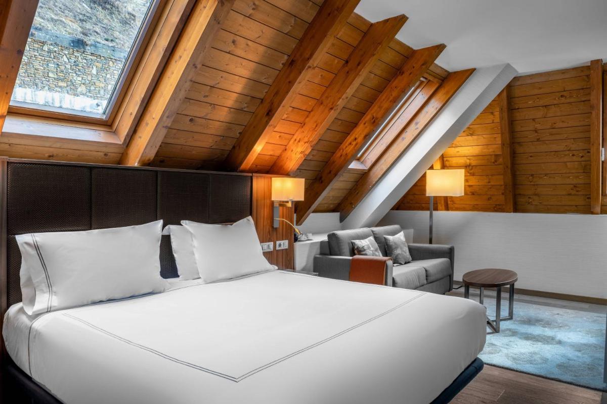 Cama o camas de una habitación en Hotel AC Baqueira Ski Resort, Autograph Collection