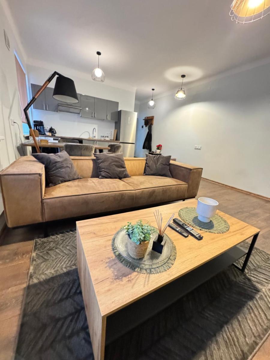 EVIS LTD apartments 3 - Housity