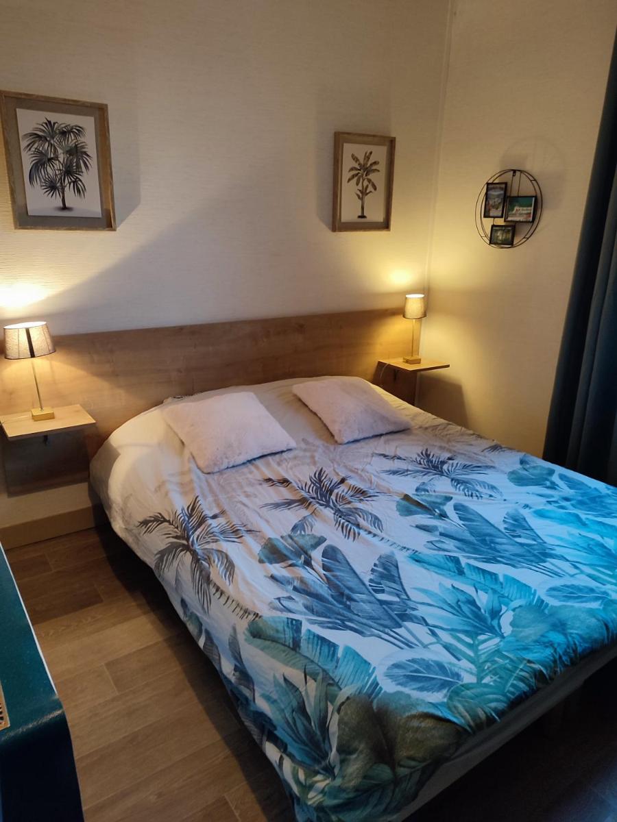 Charmant studio 8, parking et wifi gratuit, local vélo - Housity