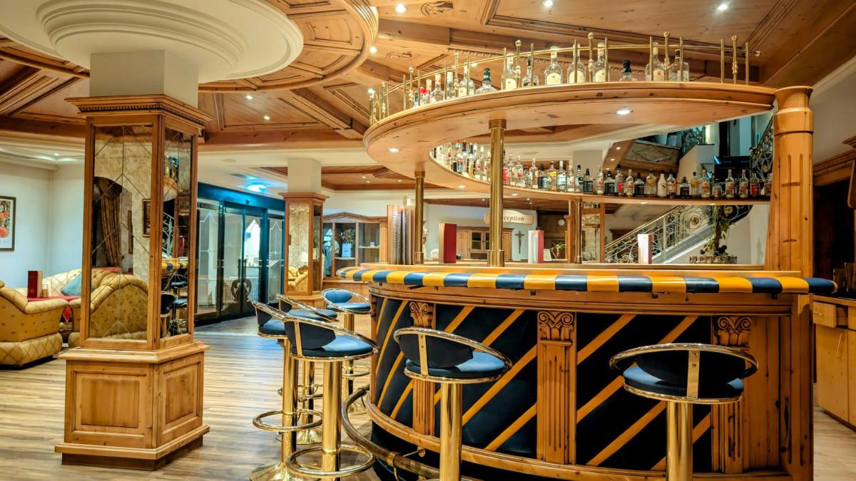 Wellnesshotel Parkschlössl zu Thyrnau Ihr adults only SPA Resort - Housity