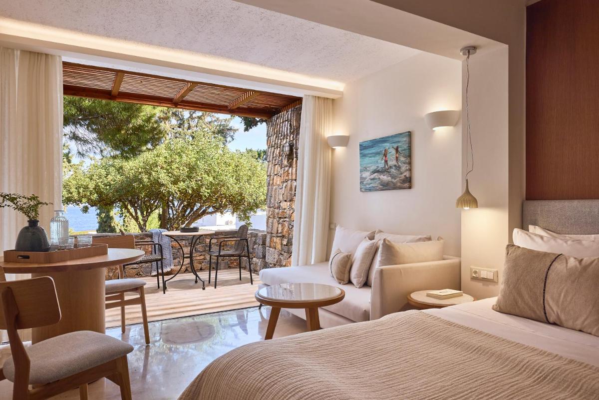St. Nicolas Bay Resort Hotel & Villas - Housity