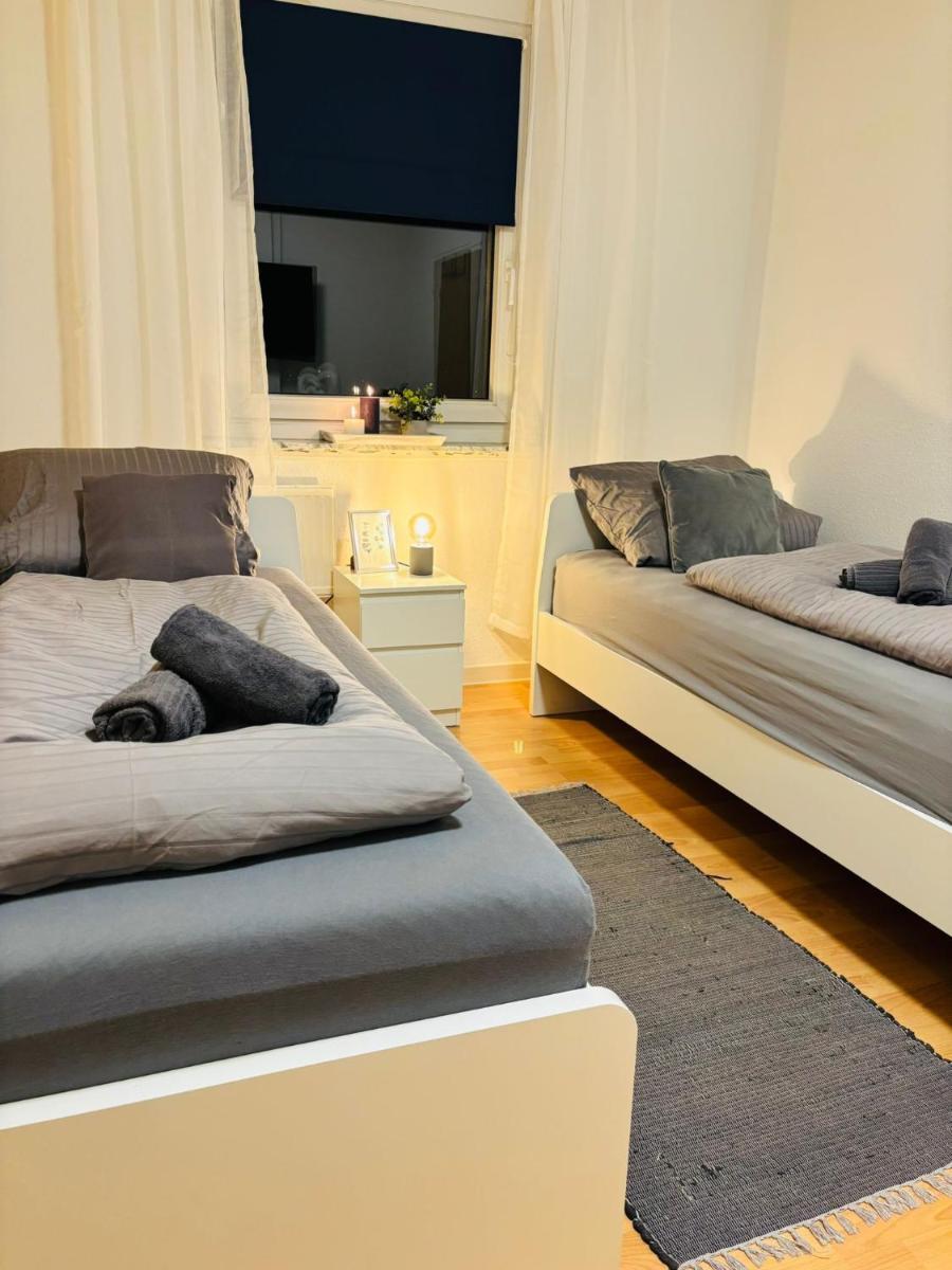 schöne Ferienwohnung über den Dächern von Plauen - Housity