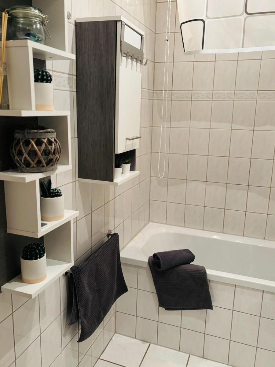 schöne Ferienwohnung über den Dächern von Plauen - Housity