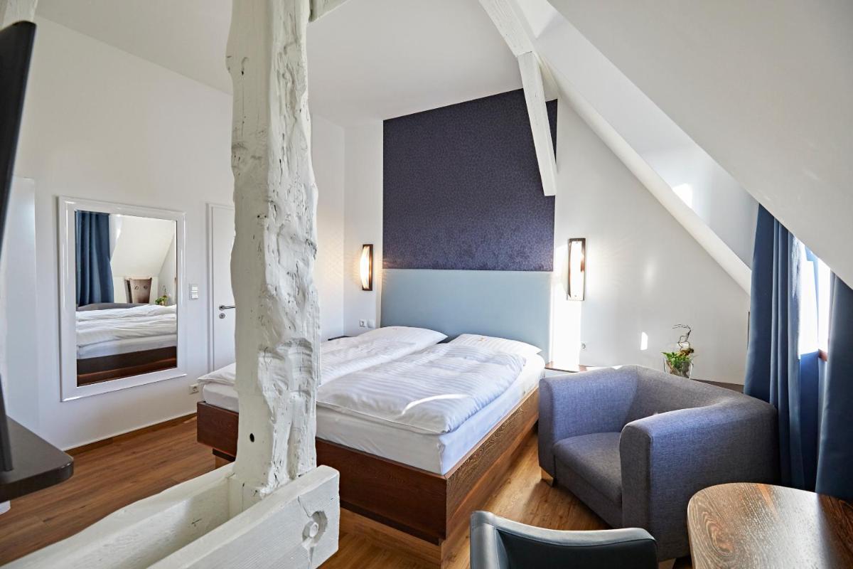 Hotel Zur Wartburg - Housity