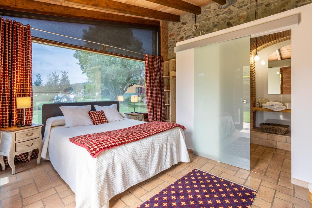 Hotel Rural Can Vila - Housity