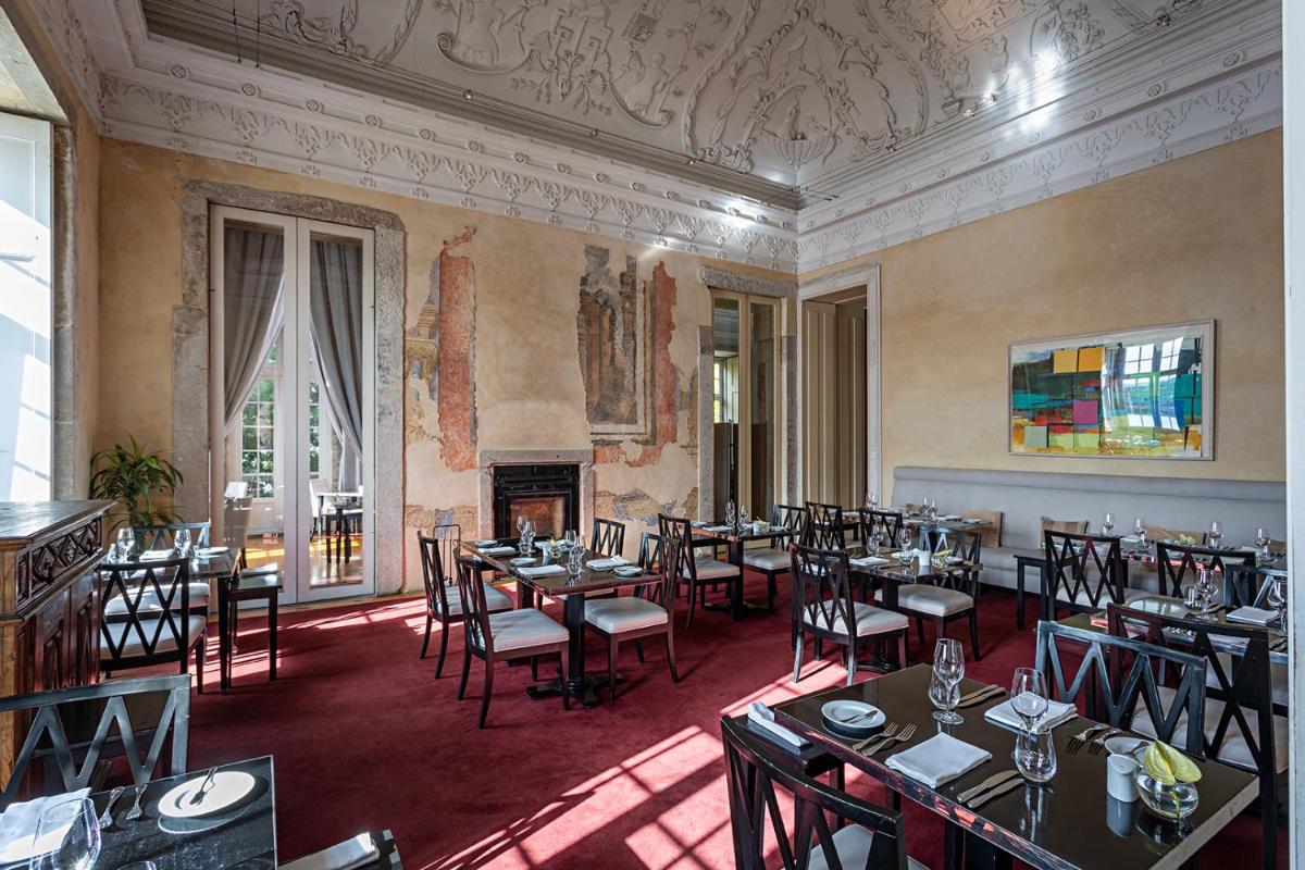 Uma área de estar em Pestana Palacio do Freixo, Pousada & National Monument - The Leading Hotels of the World