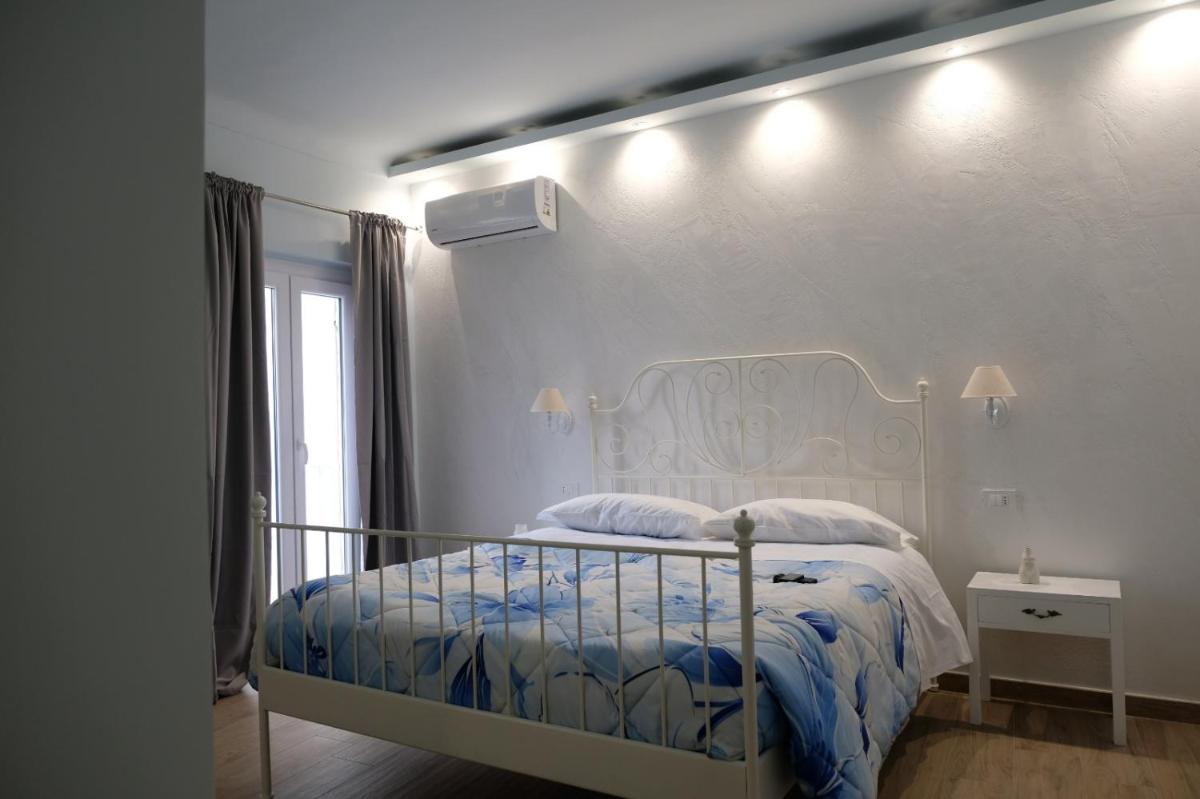 65012 House - Housity