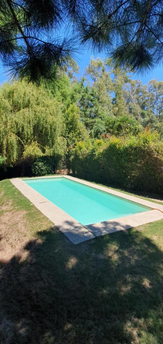 Hermosa casa con piscina a 2 cuadras de la playa - Housity