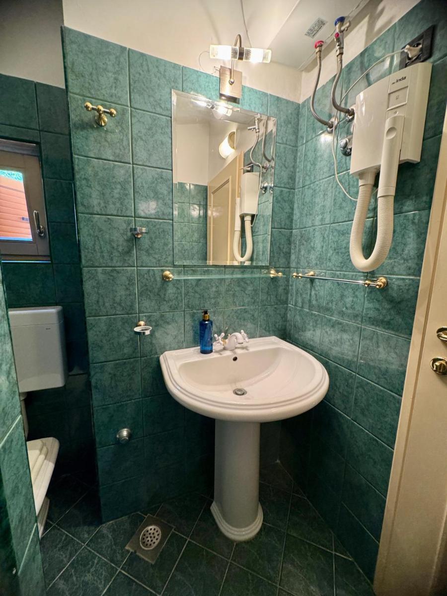 Villa Rava Hotel & restaurant - Housity