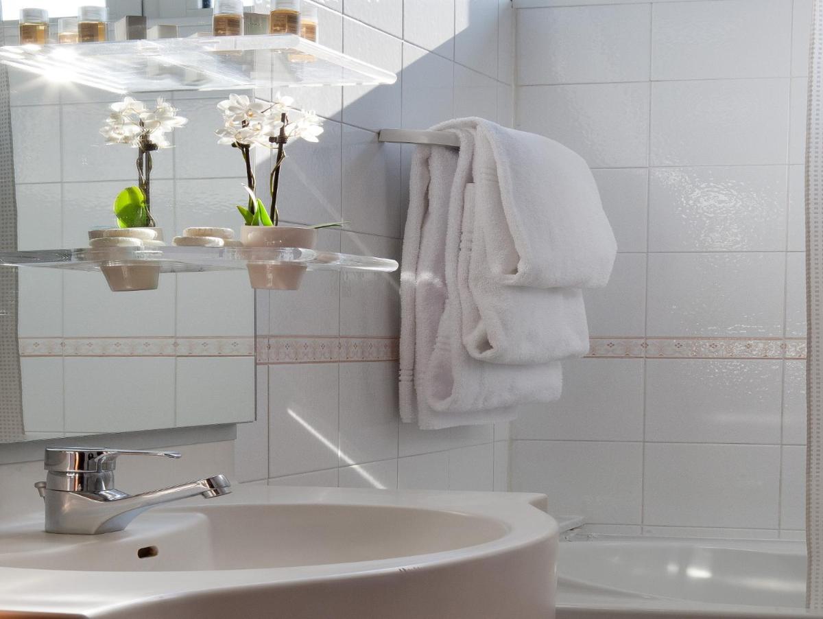 Hotel Marconi - Housity