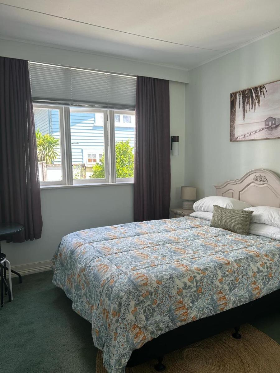 Admirals Lodge - Housity