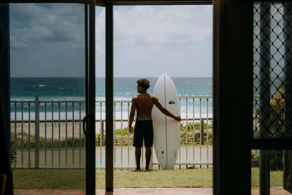 Brigadine Tugun Unit 3 - Housity