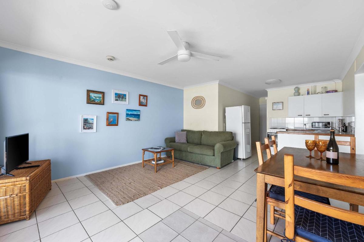 Brigadine Tugun Unit 3 - Housity