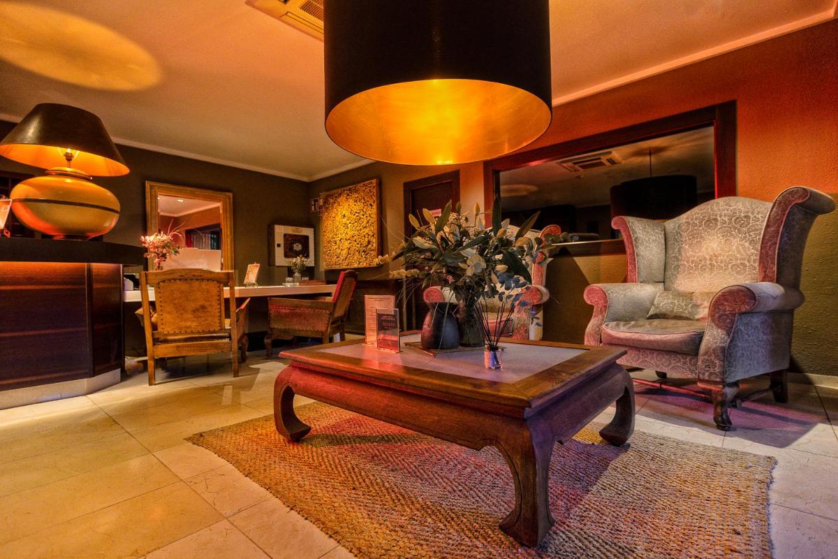 Zona de estar de SWISS MORAIRA HOTEL & SPA - Adults only
