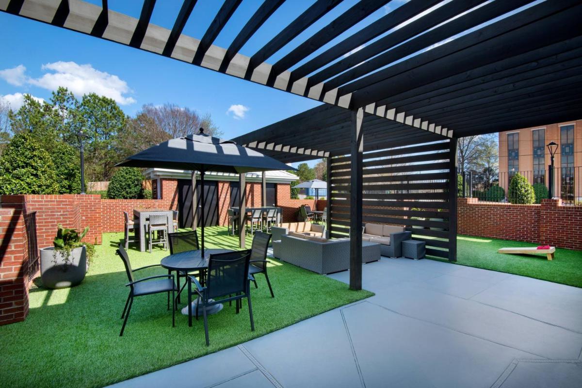 Fairfield Inn & Suites Columbia Downtown - Housity
