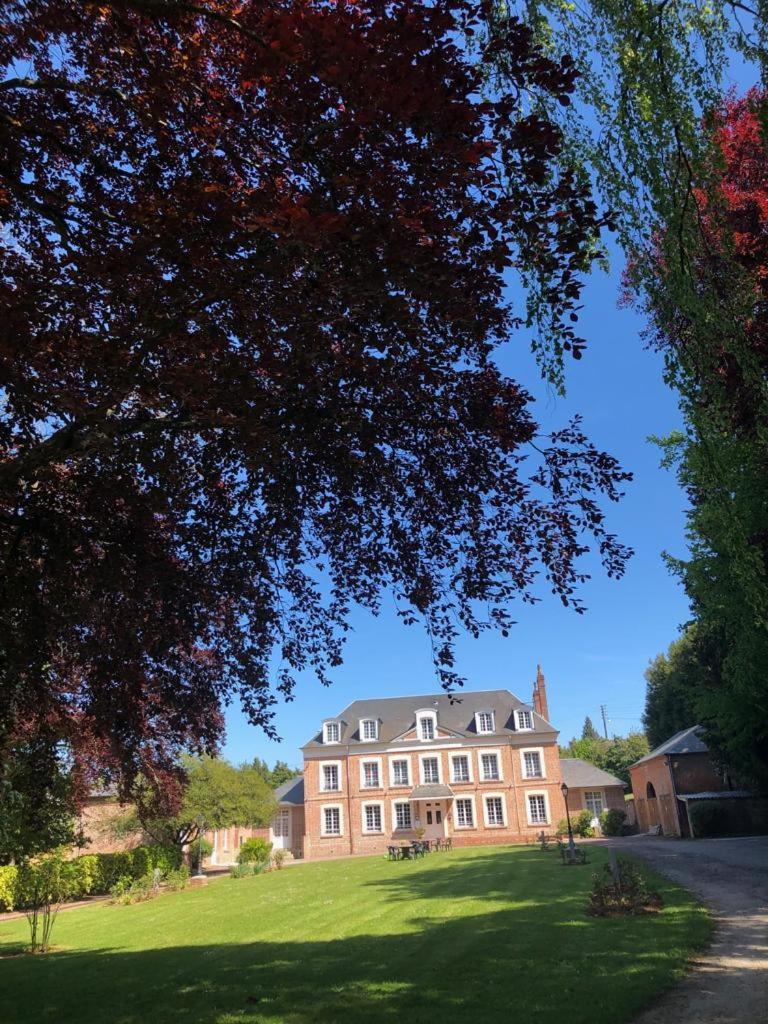 Hotel les Champs - Housity