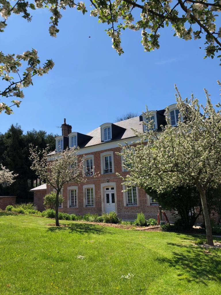 Hotel les Champs - Housity