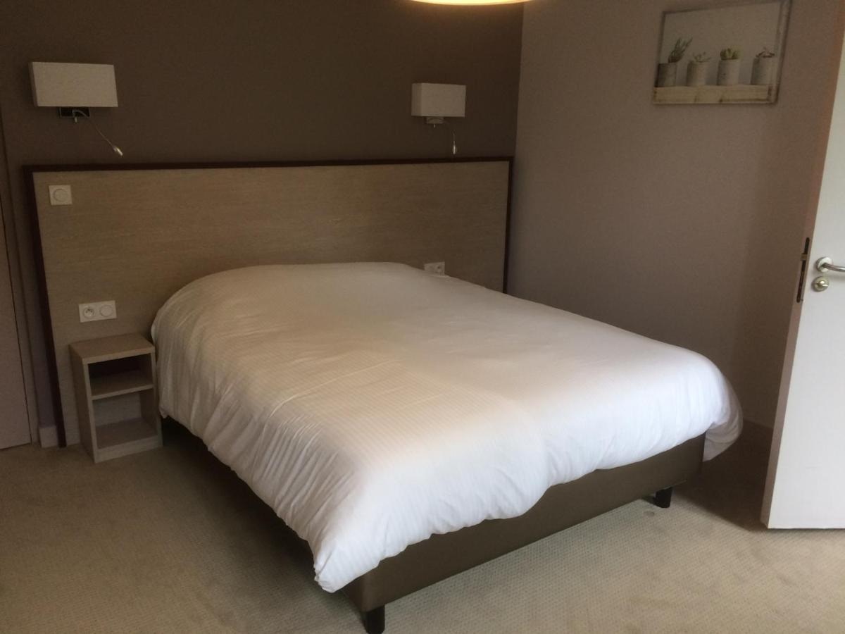 Hotel les Champs - Housity