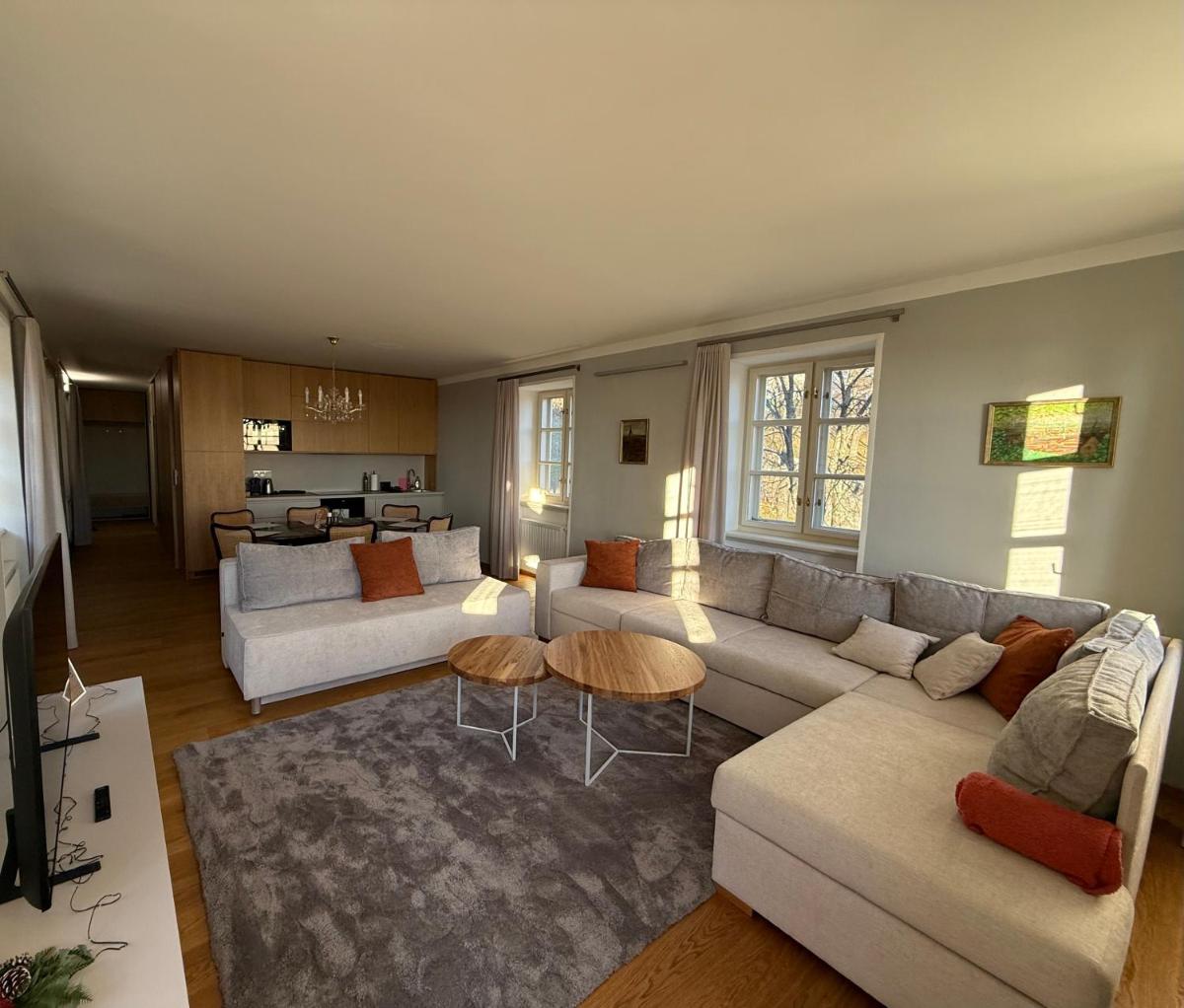 Apartments Cafe Hexe - Housity