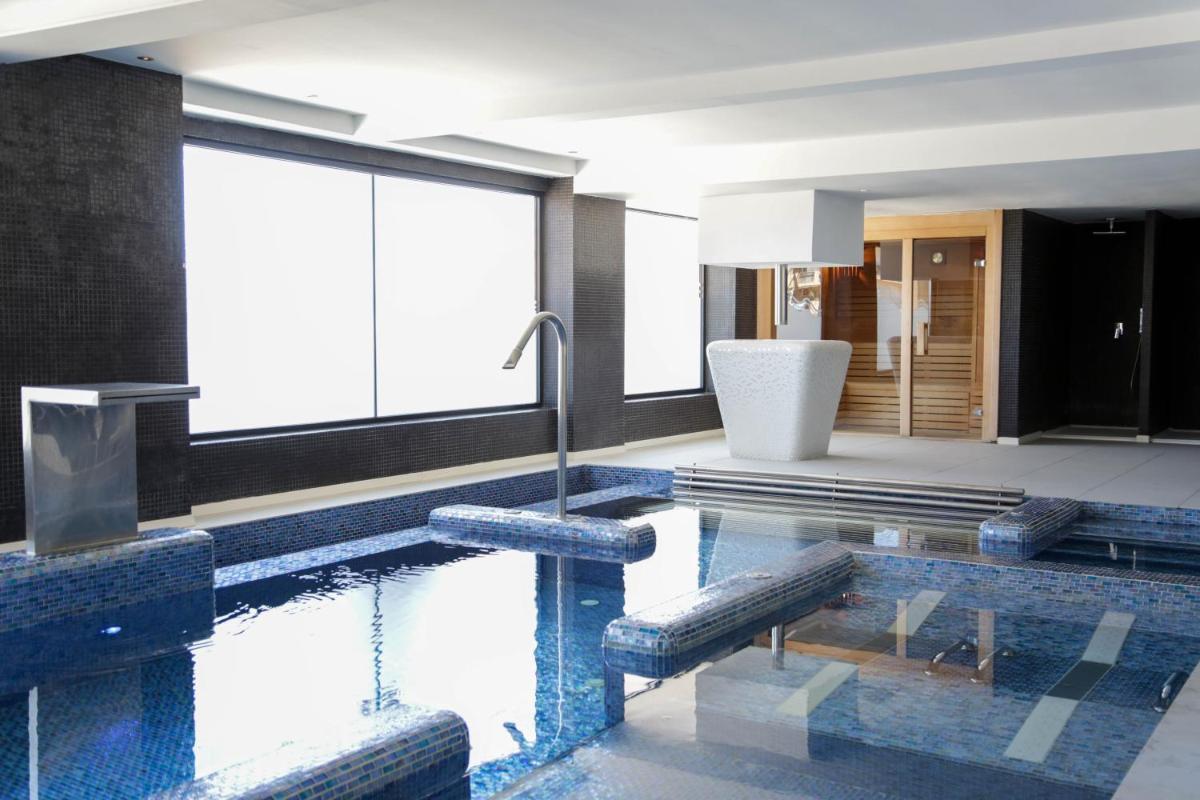 Piscina en o cerca de Eurostars Puerto de Ibiza