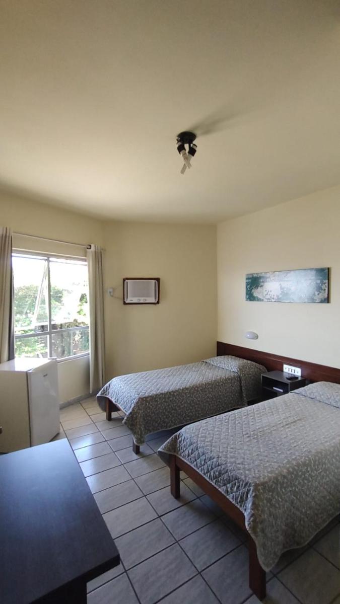Hotel Veleiro - Housity