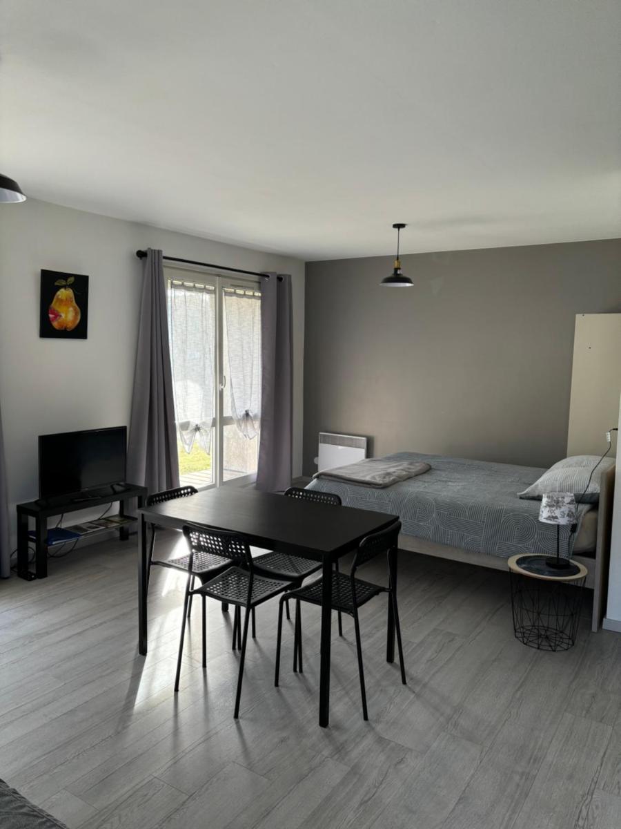 Studio Pivoine avec terrasse a proximité de Metz - Hizvo