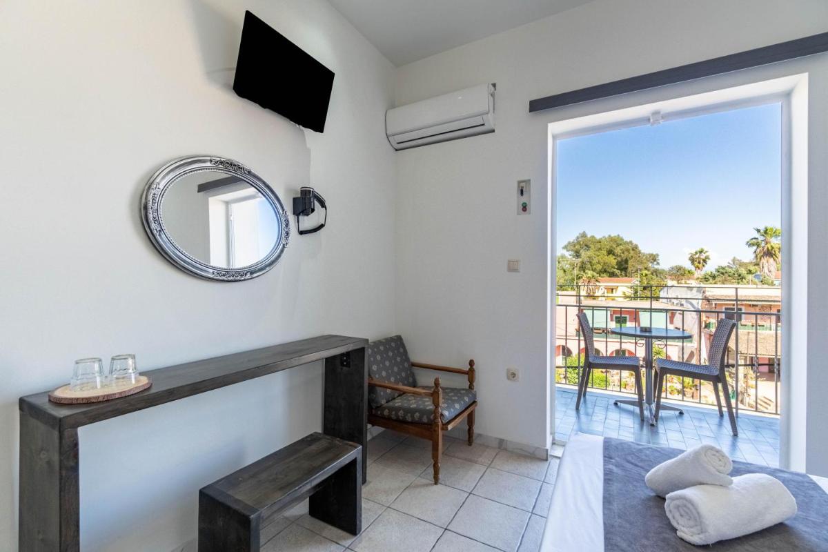 Angela Hotel & Apartments - Housity