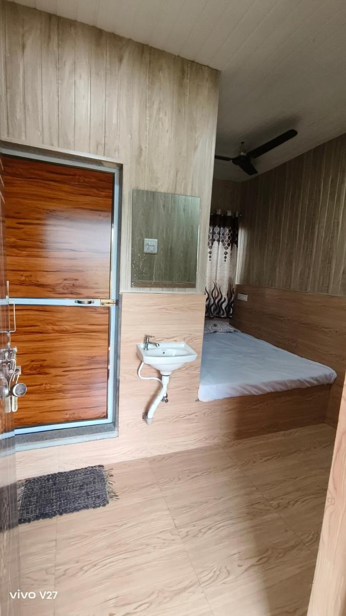 Thakur Farm - Housity