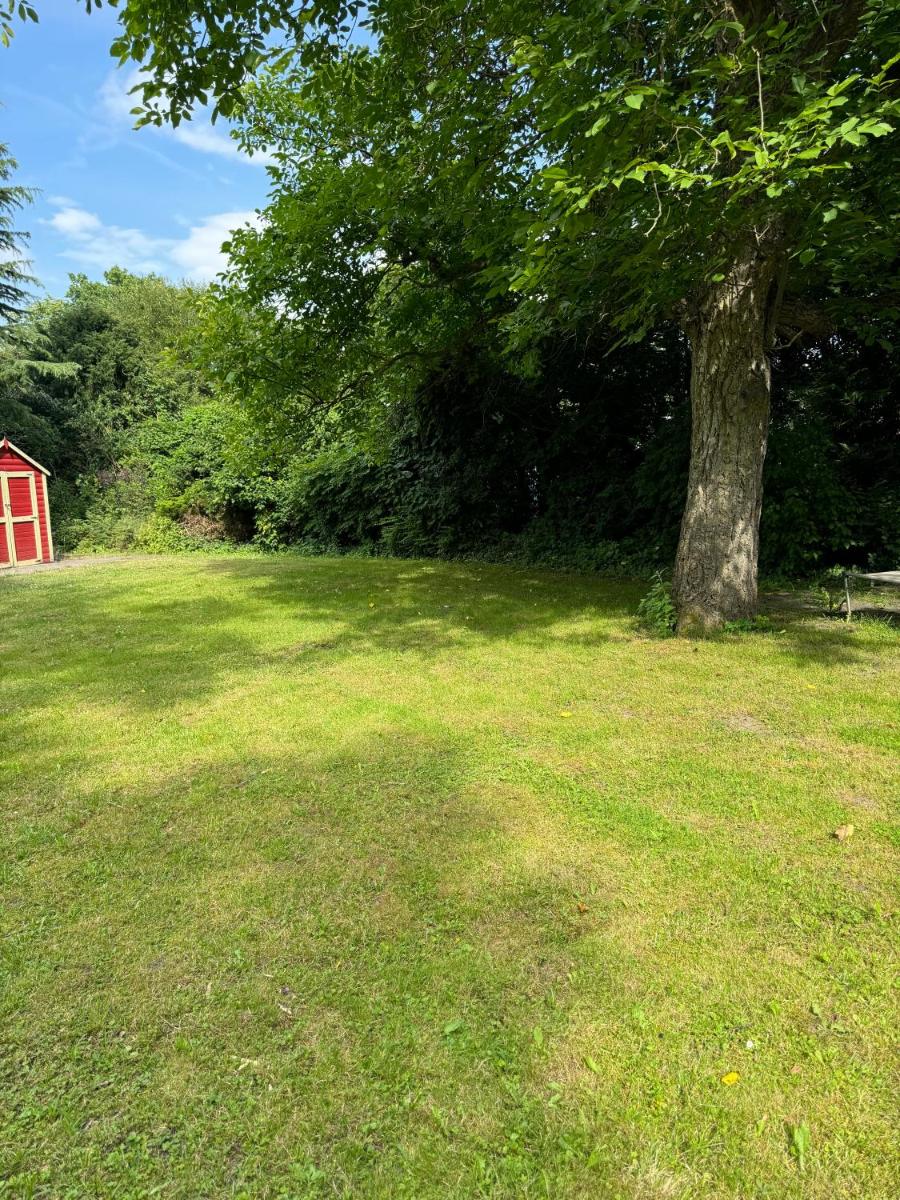 FC-Apartmenthaus Falkensee mit großem Garten und PKW Stellflächen - Housity