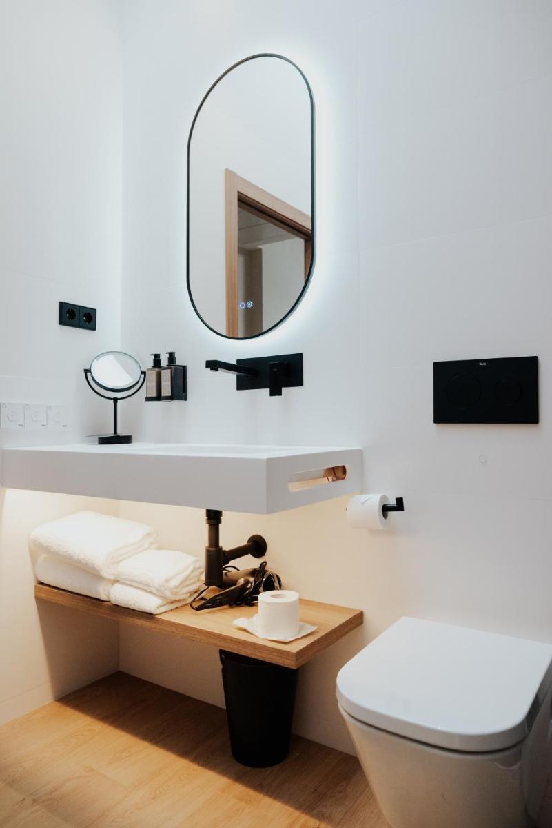 Un baño de Hotel & Spa Convento San Francisco