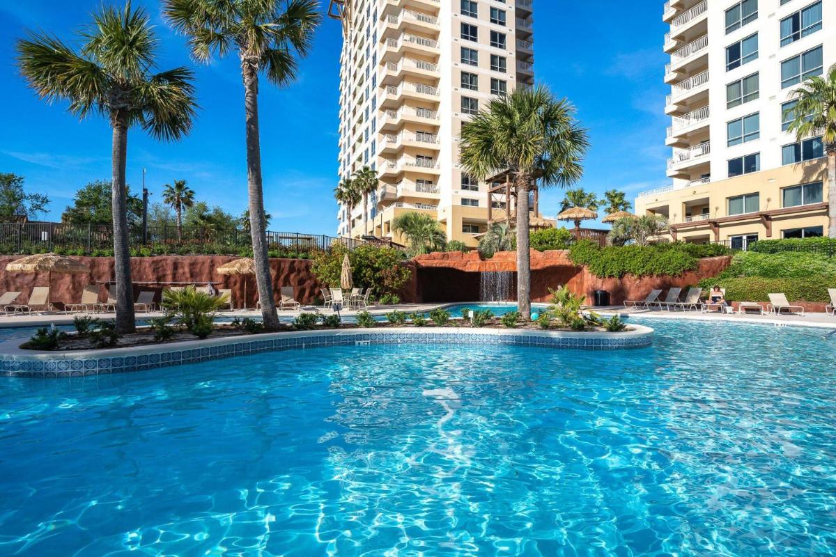 7801 / 7803 Luau One - Housity