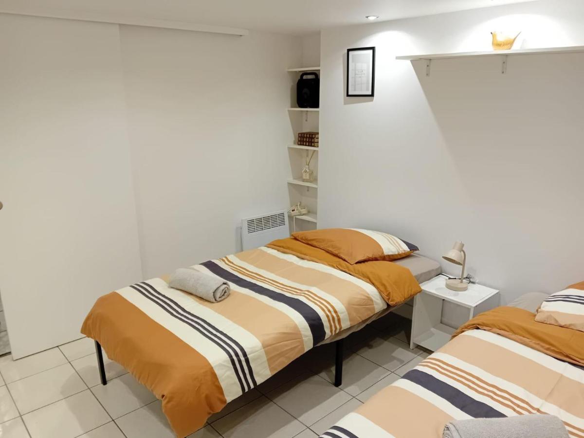Sous-sol aménagé tout équipé avec jardin & parking - Housity