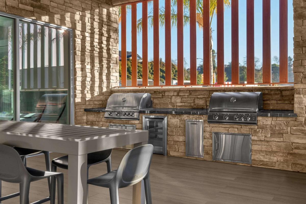 Home2 Suites By Hilton Eureka - Housity