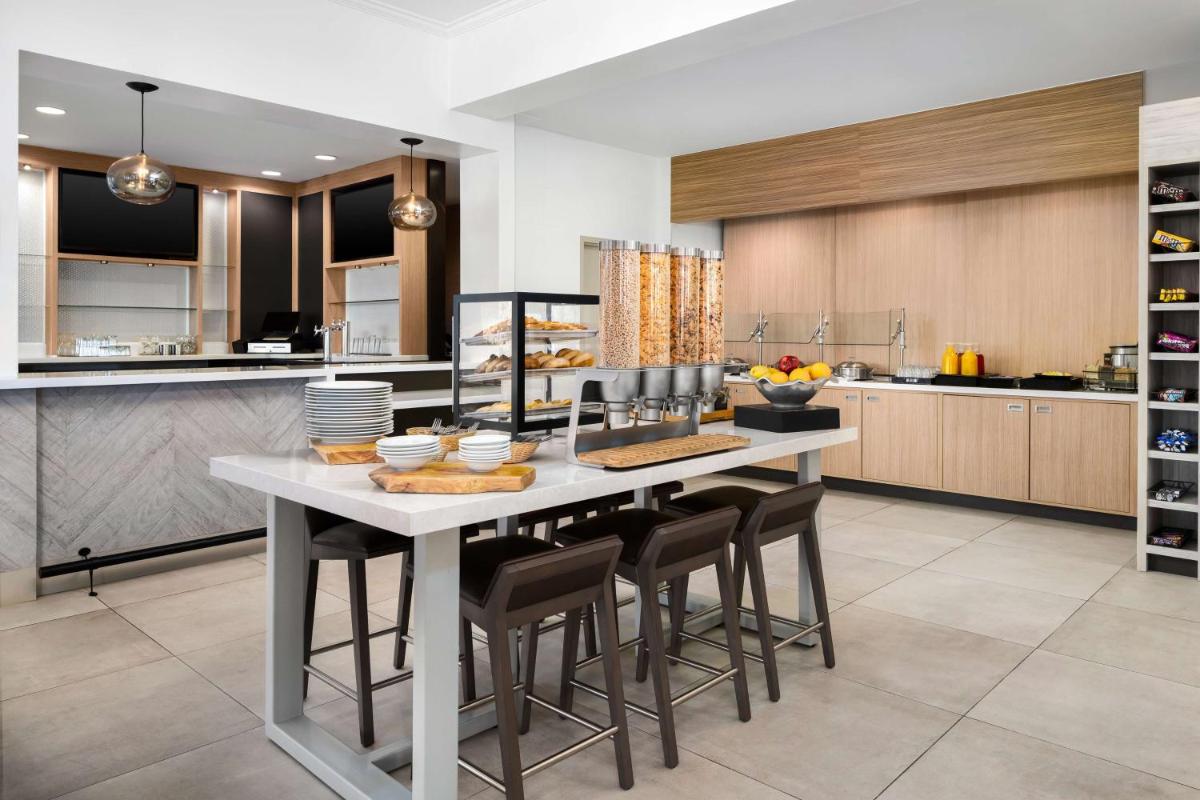 Hilton Garden Inn Rockaway - Housity
