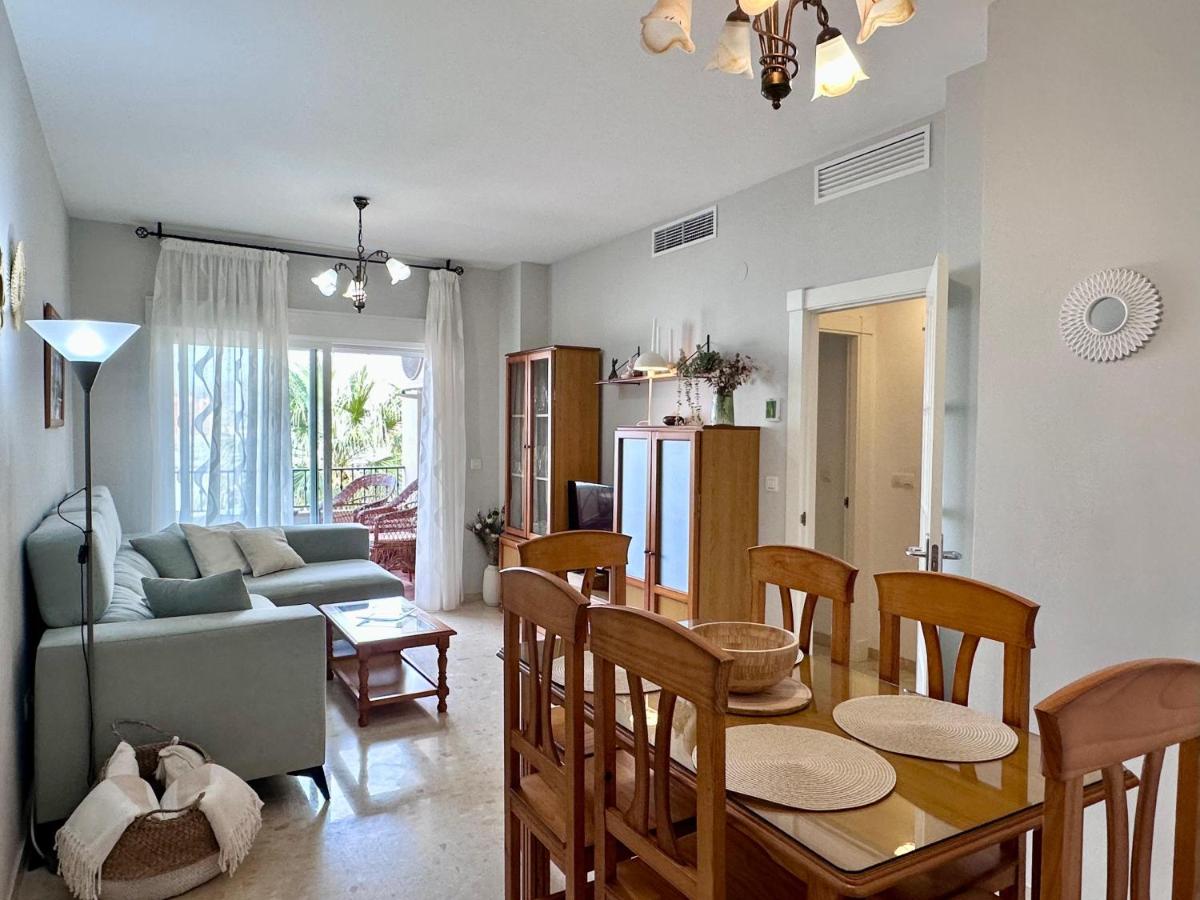 Apartamento Playa Calahonda El Farillo con terraza - Housity