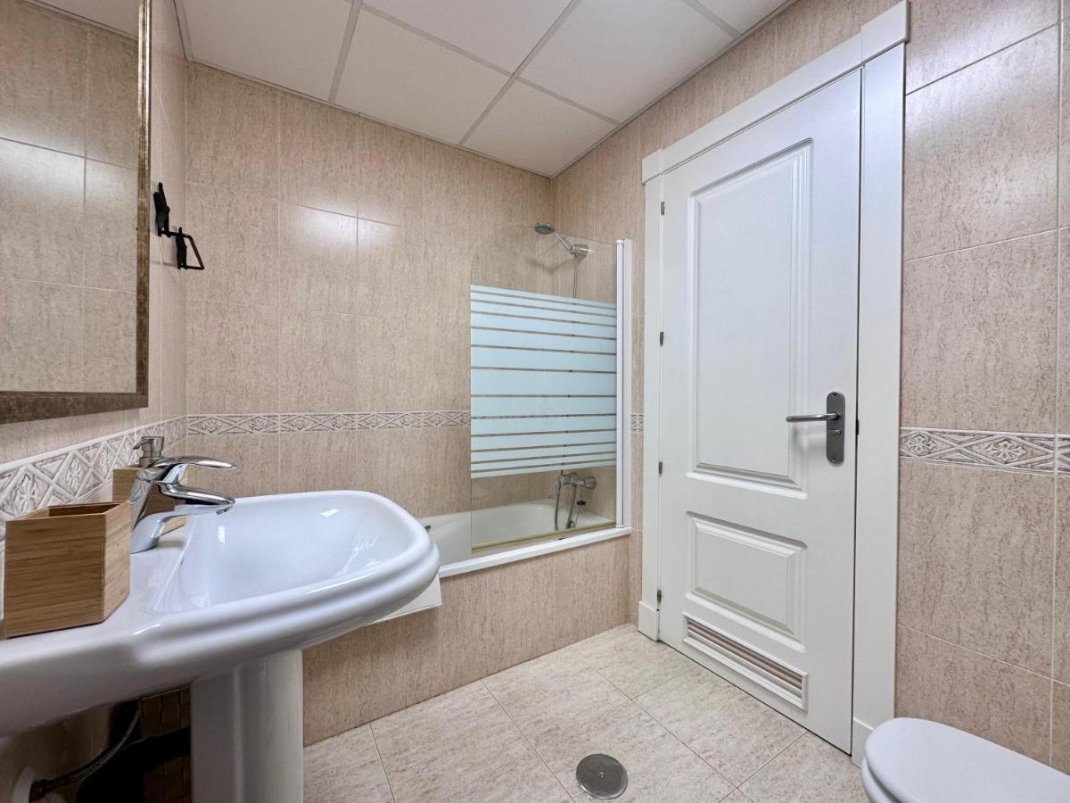 Apartamento Playa Calahonda El Farillo con terraza - Housity